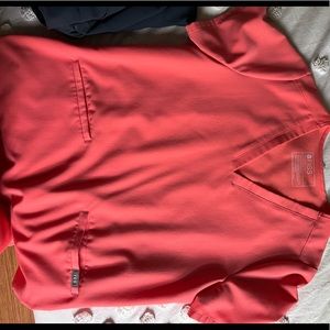 Coral medium figs top